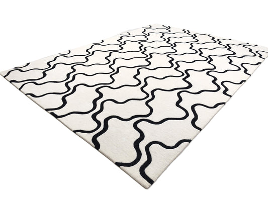 White and Black Wavy Line Area Rug – Modern Hand-Tufted Wool Carpet with Abstract Pattern for Living Room, Bedroom & Contemporary Home Décor