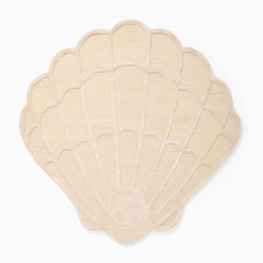 Seashell Shaped Hand-Tufted Rug | Coastal Beach House Accent Carpet | Nautical Ocean Inspired Area Rug for Living Room, Nursery