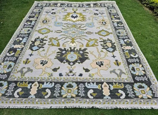 Hand-Knotted Oushak Rug – Light Grey Wool Area Rug with Blue & Olive Motifs, Turkish Oriental Design