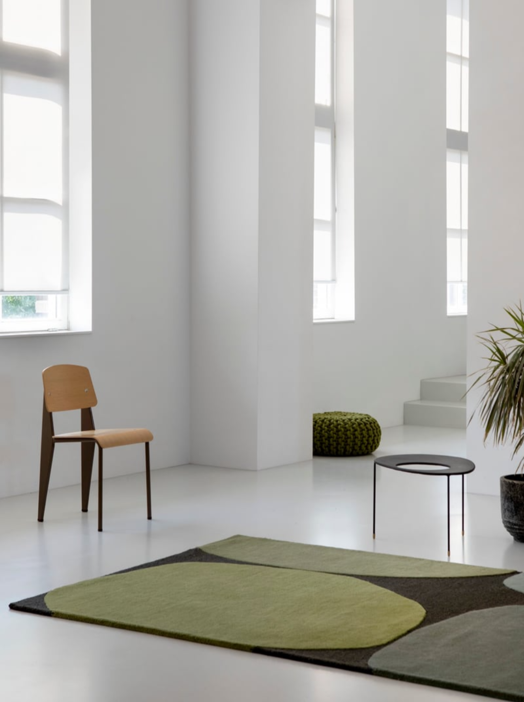Modern Green Abstract Area Rug – Contemporary Geometric Design for Living Room & Office Décor