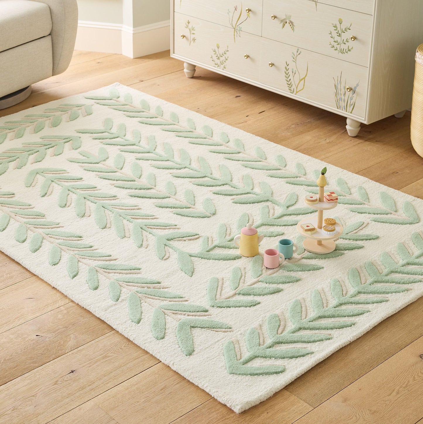 Botanical Hand-Tufted Rug | Green Leaf Pattern Modern Area Carpet | Nature Inspired Accent Rug for Living Room, Bedroom & Entryway