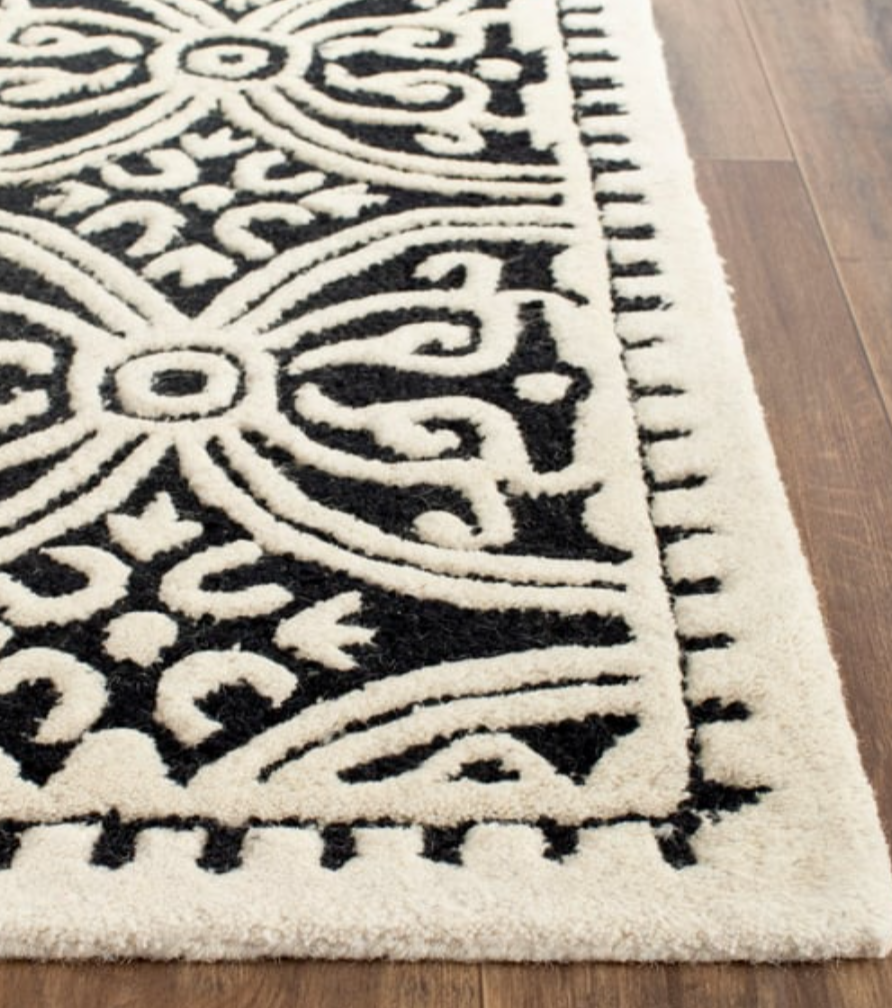 Black & Ivory Area Rug with Bold Geometric Medallion Design – Modern Woven Carpet for Living Room, Bedroom & Home Décor