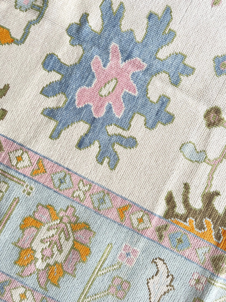 Hand Knotted Oushak Rug – Vintage Turkish Style Wool Area Rug for Living & Dining Room