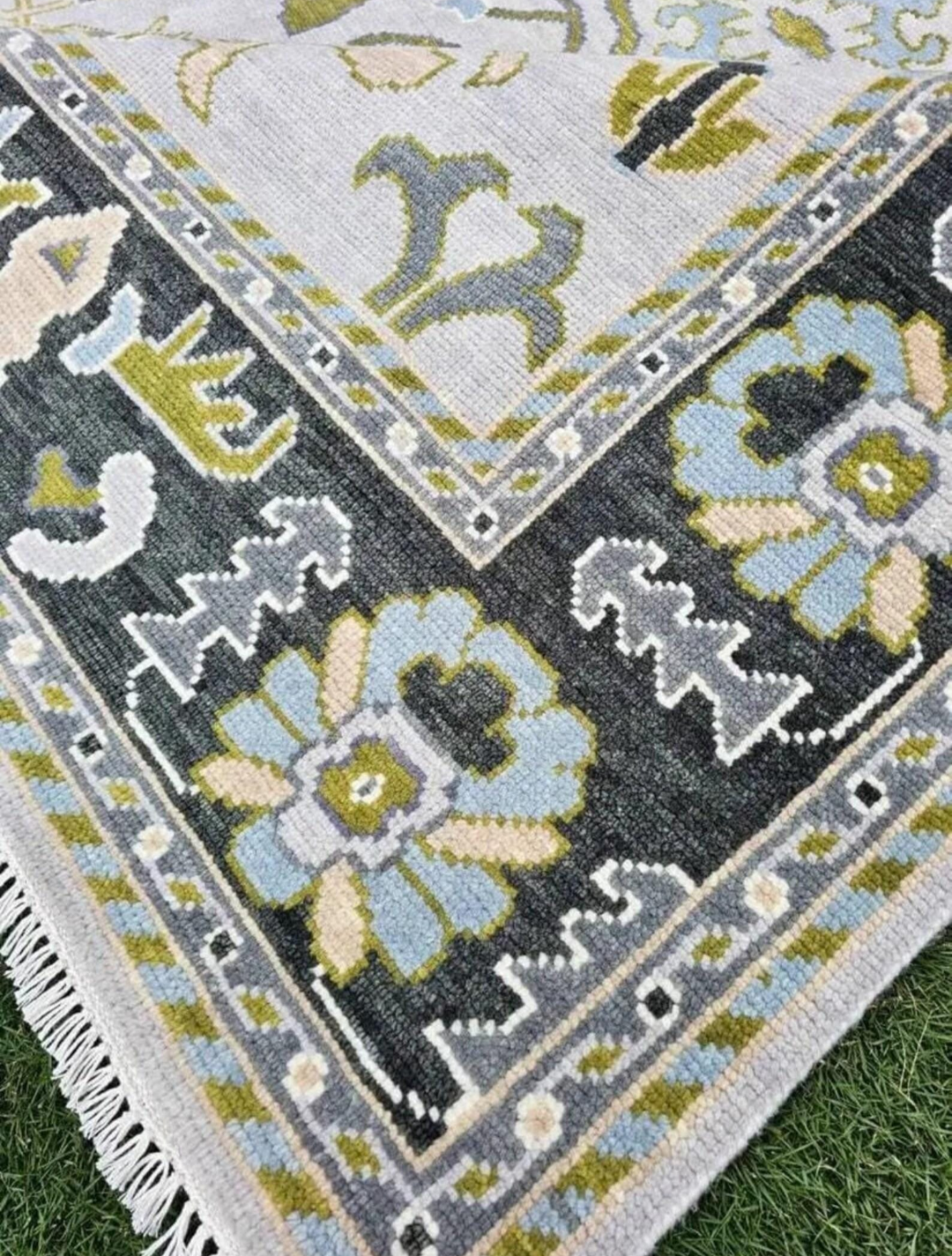 Hand-Knotted Oushak Rug – Light Grey Wool Area Rug with Blue & Olive Motifs, Turkish Oriental Design