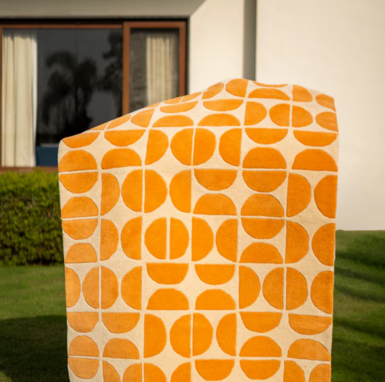 Hand-Tufted Orange Geometric Wool Rug – Modern Retro Circle Pattern Carpet for Living Room & Boho Home Decor