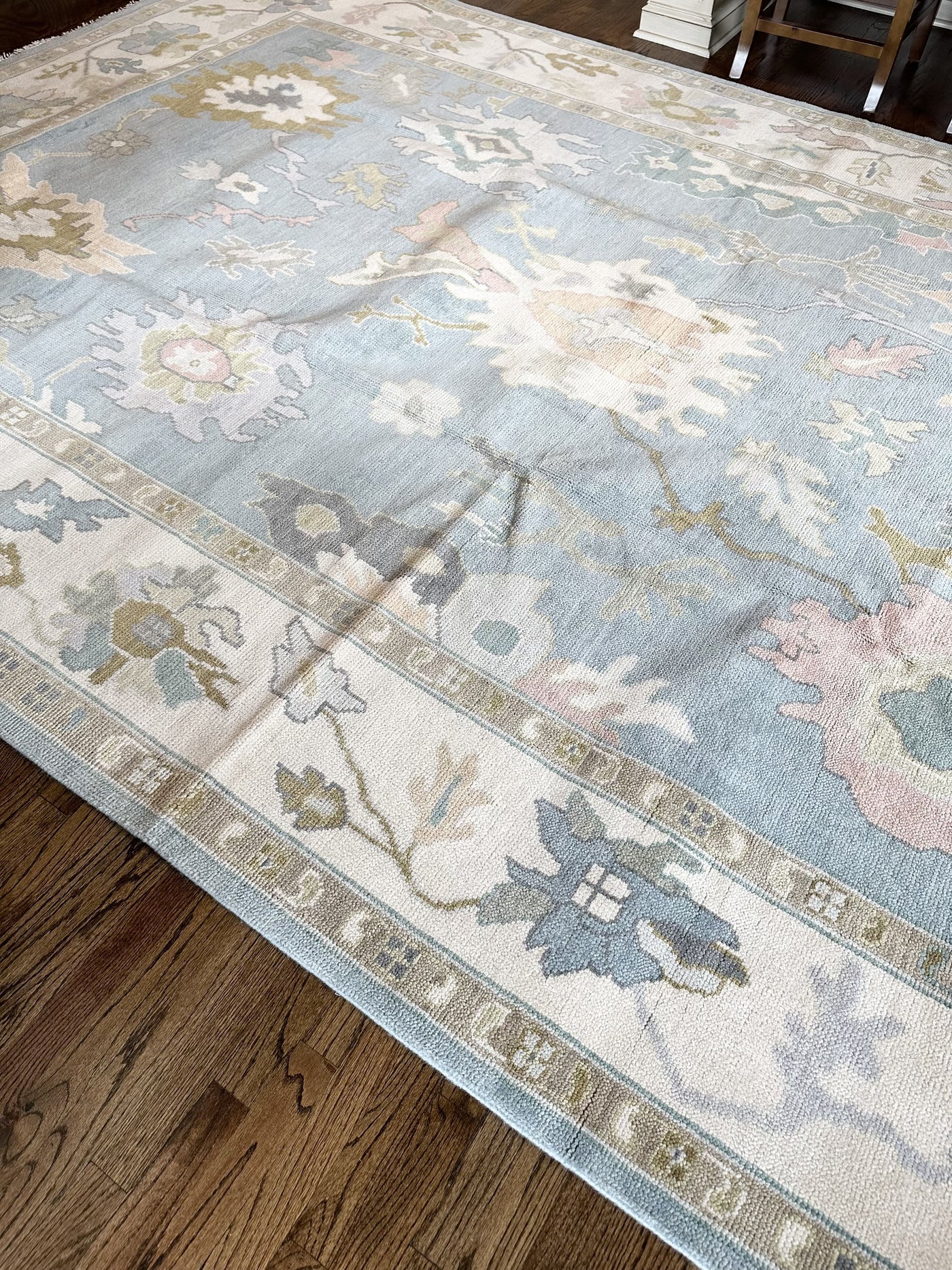 Hand Knotted Oushak Rug – Vintage Turkish Style Wool Area Rug, Soft Neutral Boho Carpet