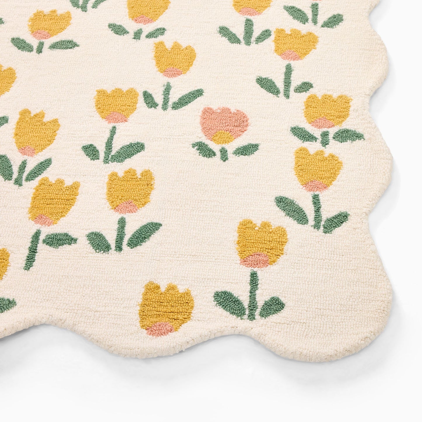 Hand-Tufted Floral Tulip Rug with Scalloped Edges – Yellow & Pink Flowers, Soft Wool Carpet for Living Room, Bedroom & Nursery Decor